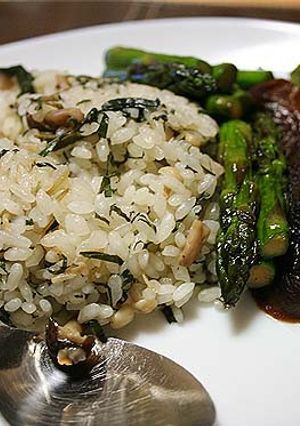 炊飯器キノコピラフ×バターソテープレート-レシピのメイン写真