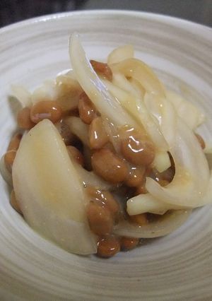 納豆と玉ねぎの和え物～ぽん酢みそ味。-レシピのメイン写真