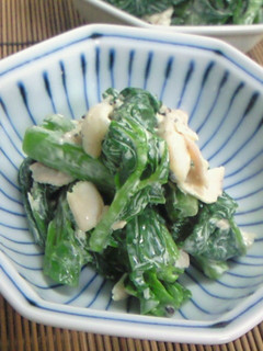 つるむらさきと干物の胡麻マヨ和え-レシピのメイン写真