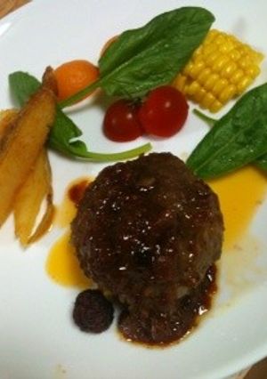 ベリーソースのハンバーグ♪-レシピのメイン写真