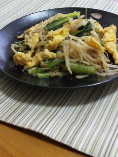小松菜ともやしと卵の胡麻味噌炒め-レシピのメイン写真