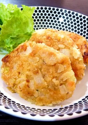 塩鮭とクラッカーでサーモンケーキ-レシピのメイン写真