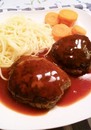 人参が大活躍！男のヘルシーハンバーグ-レシピのメイン写真
