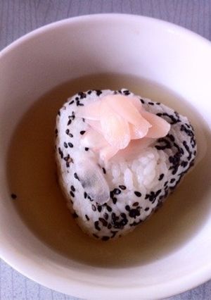 おにぎり茶漬け-レシピのメイン写真