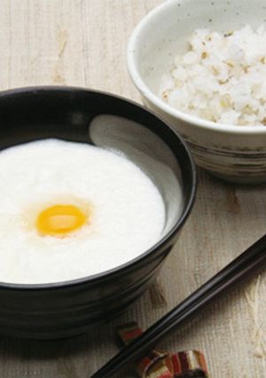 ▼色がキレイ！白だしで絶品★とろろご飯-レシピのメイン写真