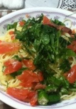 オクラとスモークサーモンの冷製パスタ-レシピのメイン写真