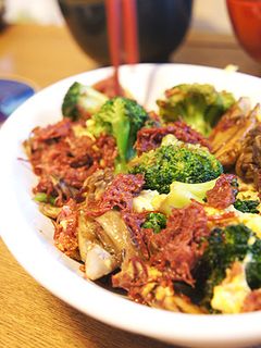 コンビーフとブロッコリーのバター醤油炒め-レシピのメイン写真
