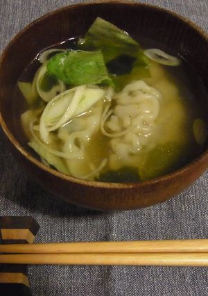 ニラがたっぷりの餃子DEスープ☆-レシピのメイン写真