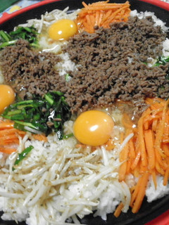 ホットプレートで簡単☆石焼き風ビビンパ-レシピのメイン写真