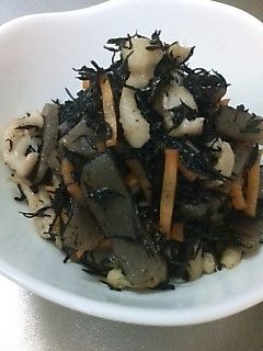 水・ダシいらず!鶏皮ひじき煮-レシピのメイン写真