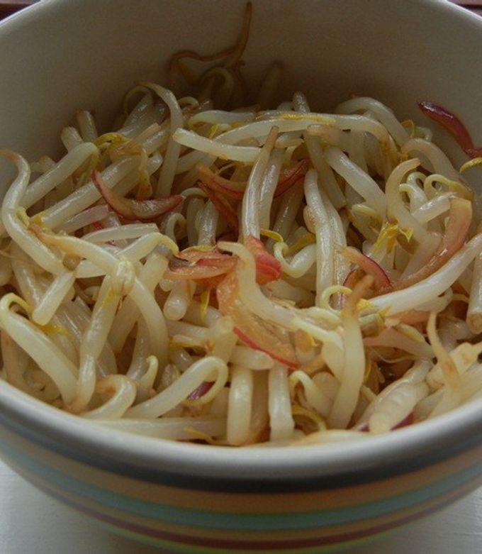 赤もやし モヤシと赤玉ねぎのサッパリ和え by ぼびあばー 【クックパッド】 簡単