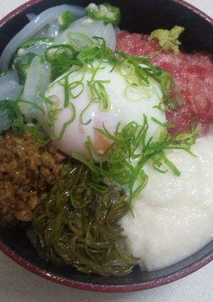 温玉がいいねっ♬夏のネバネバ丼。-レシピのメイン写真