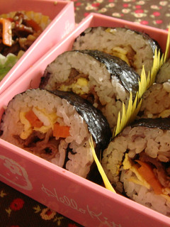 *牛肉のしぐれ煮で巻きずし弁当*-レシピのメイン写真