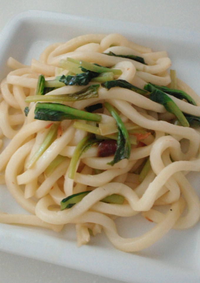 お浸しの残りをリメイク☆焼きうどん-レシピのメイン写真