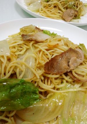 レタスと豚肉のガーリック塩焼きそば-レシピのメイン写真