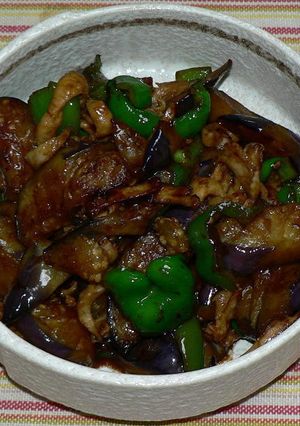 鶏皮入りナスとピーマンの甜麺醤炒め-レシピのメイン写真