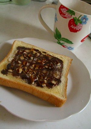 チョコとアーモンド❤こくうまトースト-レシピのメイン写真