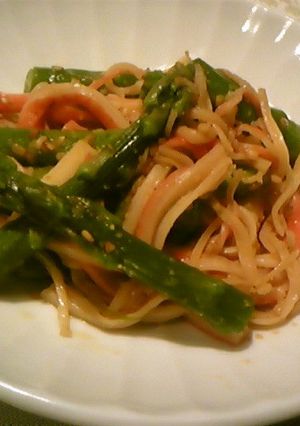 お弁当にも☆アスパラとカニカマの胡麻和え-レシピのメイン写真