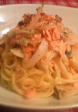 焼き鮭のクリームパスタ-レシピのメイン写真