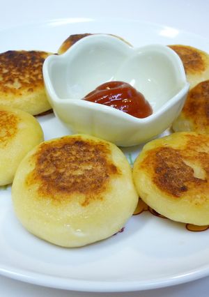 ★コンソメ&チーズのいももち★-レシピのメイン写真
