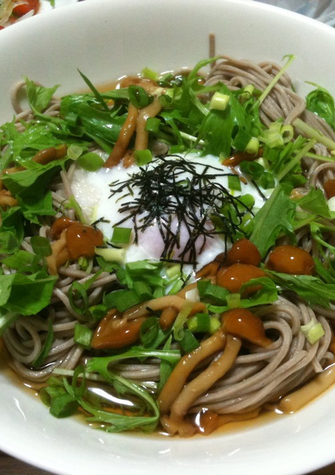 なめたけとろろの冷たいお蕎麦温たまのっけ-レシピのメイン写真