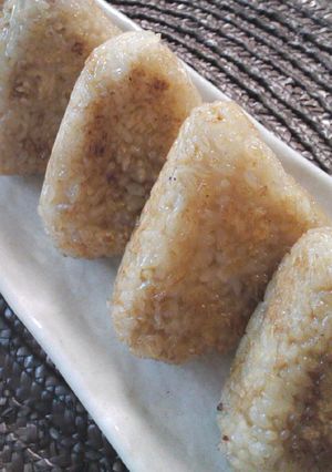 ✿うちの男どもが喜ぶ✿焼きおにぎり✿-レシピのメイン写真