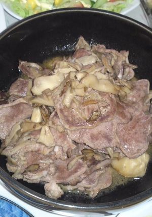 豚タンとまいたけのレモン焼き-レシピのメイン写真