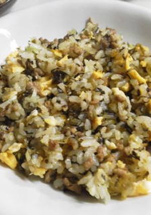 おいしいよ！豚挽き肉と高菜のチャーハン-レシピのメイン写真