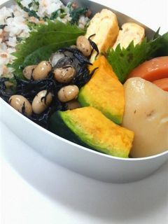 おとな女子的 肉じゃが弁当-レシピのメイン写真