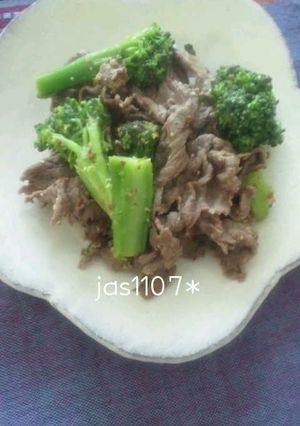 牛肉とブロッコリーの粒マスタード炒め-レシピのメイン写真