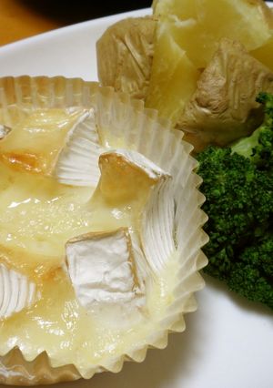 焼カマンベールチーズでラクレット風-レシピのメイン写真