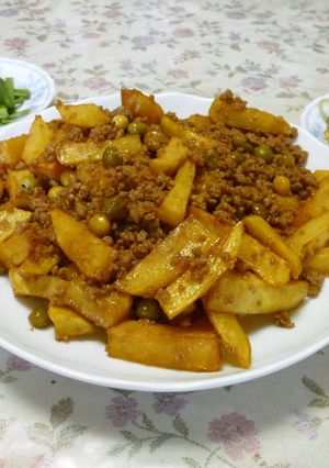 じゃがいものそぼろ炒め煮　給食再現？-レシピのメイン写真