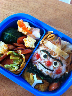 やきそばパンマン弁当(アンパンマン)-レシピのメイン写真