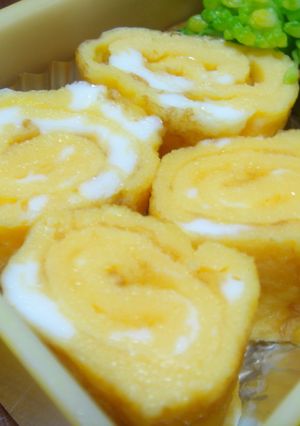 甘くてふわふわ鮮やかな卵焼き-レシピのメイン写真