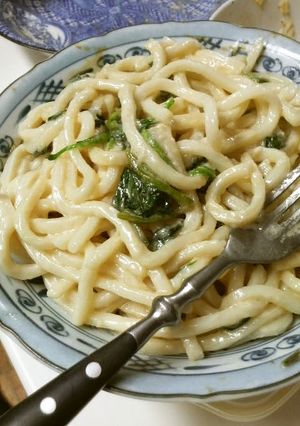 アンチョビほうれん草のにんにくマヨうどん-レシピのメイン写真