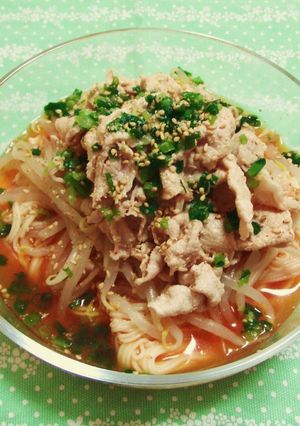 夏の定番！ピリ辛冷しゃぶそうめん♪-レシピのメイン写真