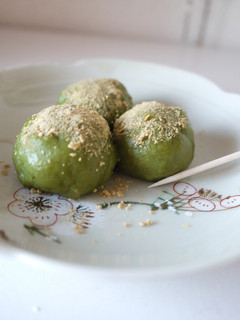 お豆腐入り♡抹茶の和団子-レシピのメイン写真