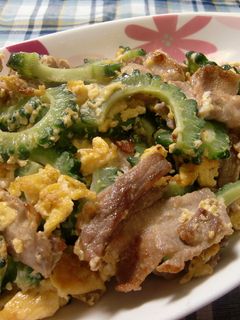 チーズでマイルド♪ゴーヤと豚肉の炒め物-レシピのメイン写真
