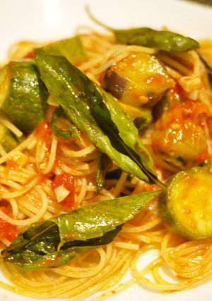 ナスとズッキーニの採れたてトマトパスタ-レシピのメイン写真