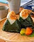 なめ茸とクリームチーズと山わさびおにぎり