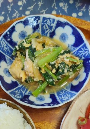 10分で簡単⭐️鶏むね肉と小松菜の卵とじ-レシピのメイン写真