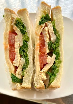 サラダチキンとほうれん草のサンドイッチ-レシピのメイン写真