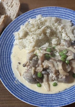 鶏もも肉ときのこのクリーム煮-レシピのメイン写真