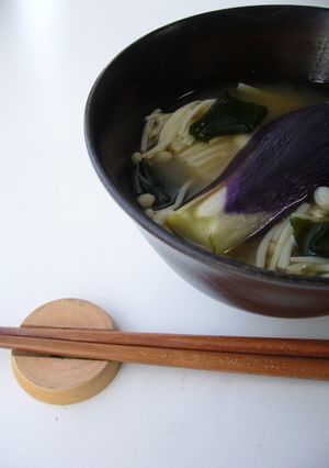 ナスまるまる味噌汁-レシピのメイン写真