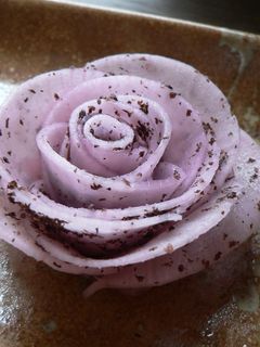 大根おやつ 甘いゆかり漬け 薔薇風に彩り-レシピのメイン写真