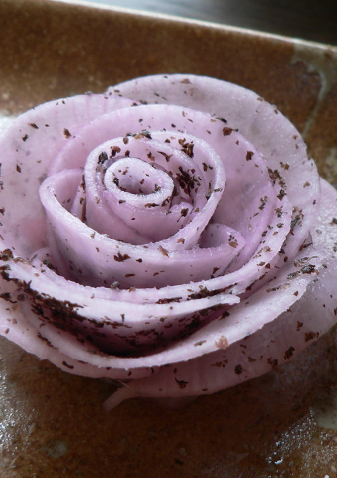 大根おやつ　甘いゆかり漬け　薔薇風に彩り-レシピのメイン写真
