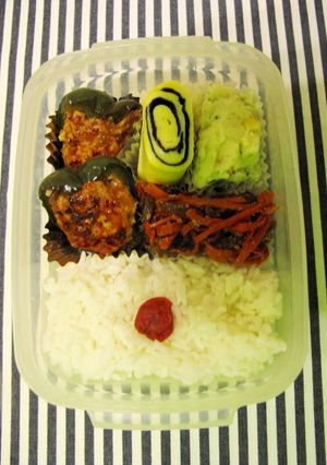 記録用☆ピーマンの肉詰め弁当☆-レシピのメイン写真