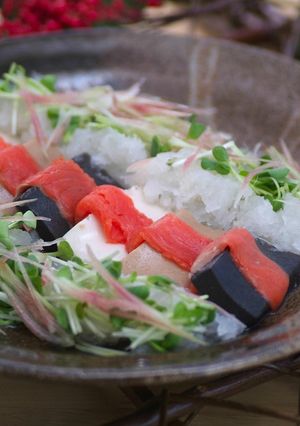 スモークサーモン巻き胡麻とうふのたたき-レシピのメイン写真