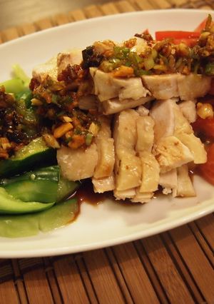 蒸し鶏と夏野菜の三色冷菜＊ピリ辛香味ダレ-レシピのメイン写真
