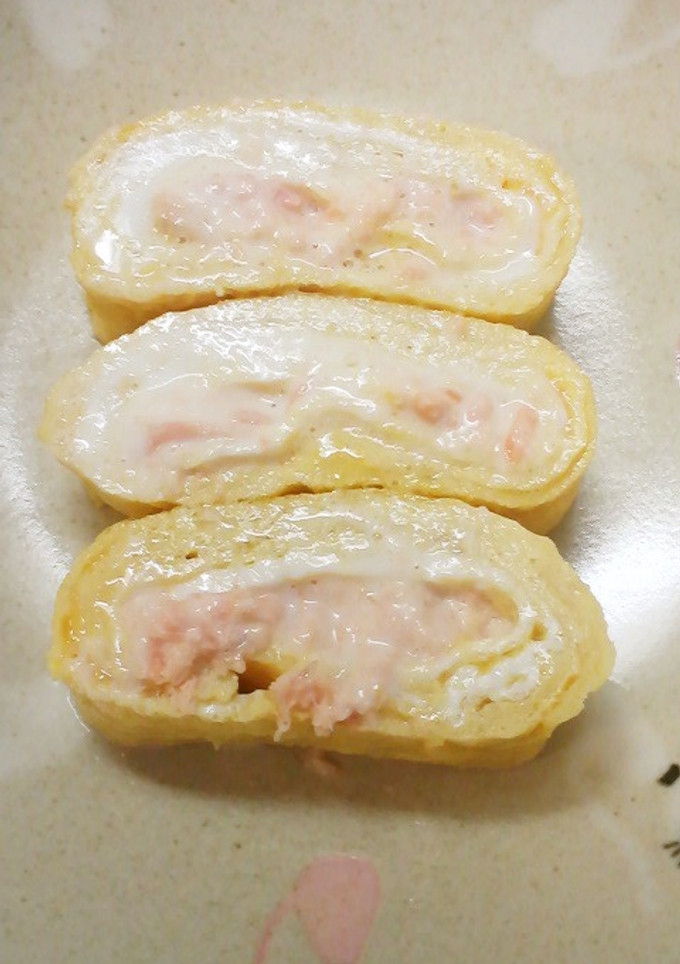 鮭マヨin卵焼き-レシピのメイン写真